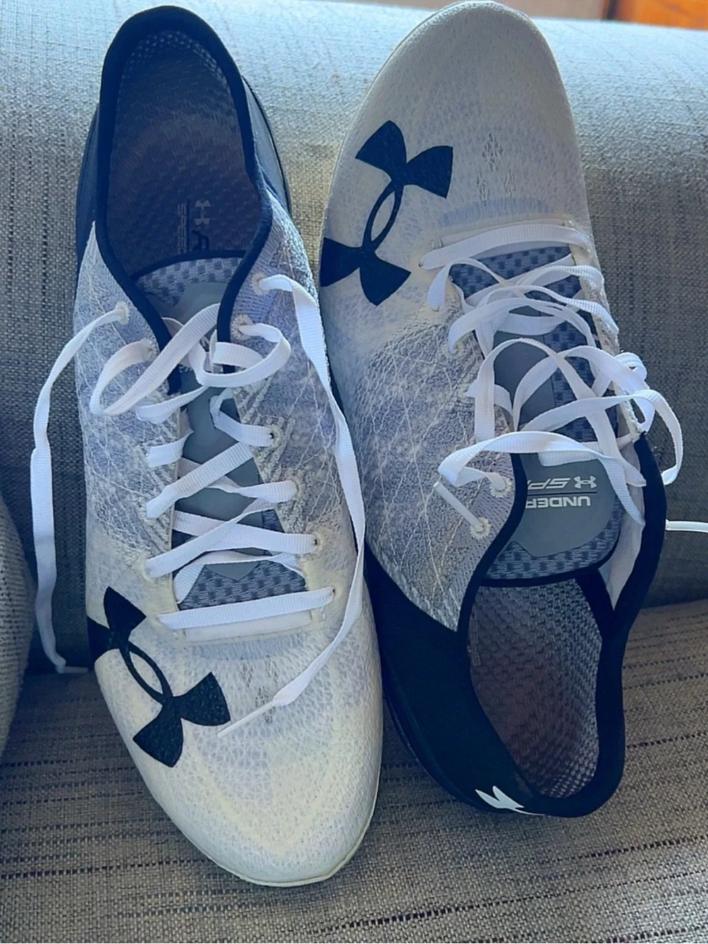 Under Armour SpeedForm Track & Field Racing Spikes White Black Gold 🏃‍♀️✨